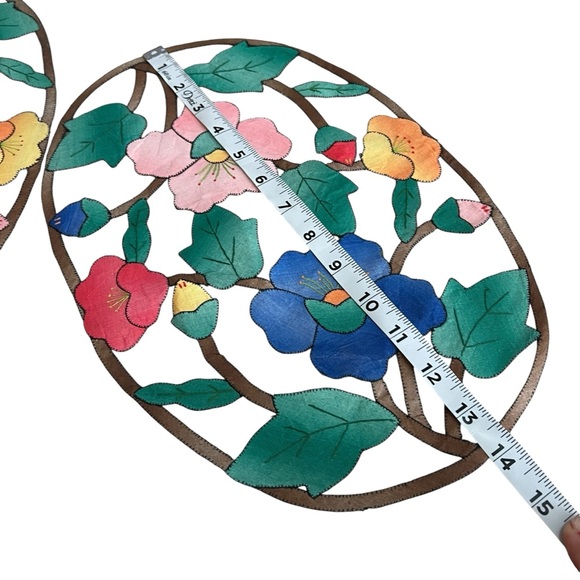 Vintage Hand-Stitched Ombré Floral Appliqué Placemats Doilies (Pair) - Picture 4 of 9